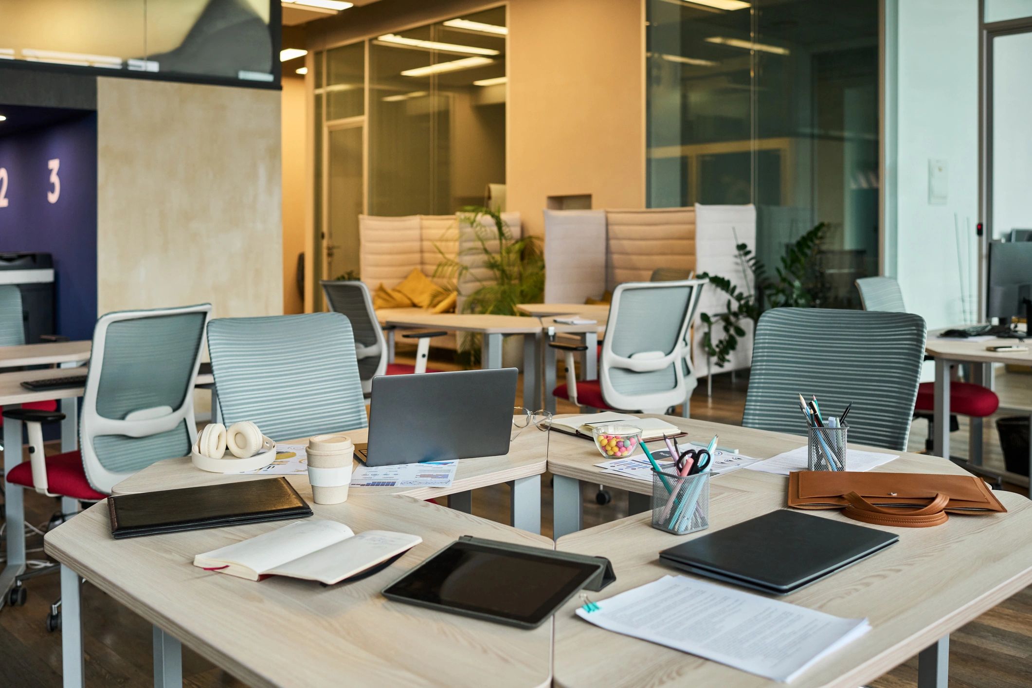 Modern collaborative workspace for digital project planning